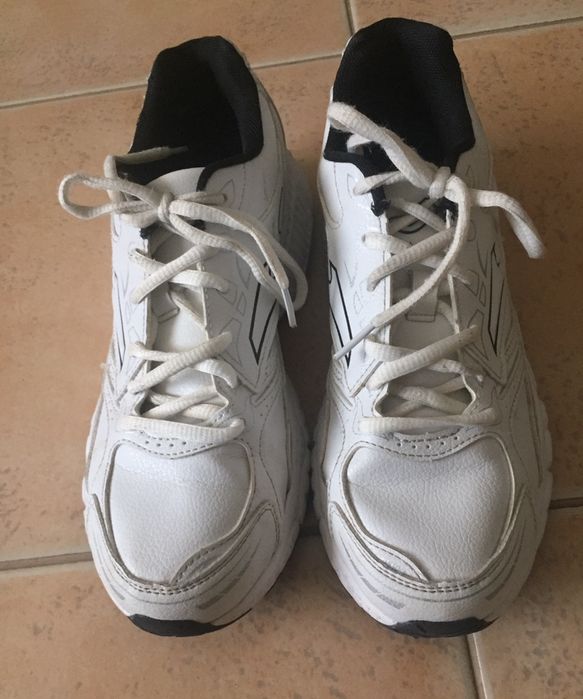 Ténis Joma para homem tam. 40 como novos.