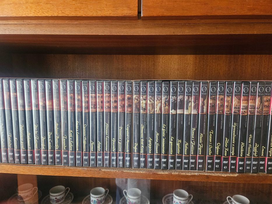 Najsławniejsze opery świata - Kolekcja płyt DVD (70szt.)