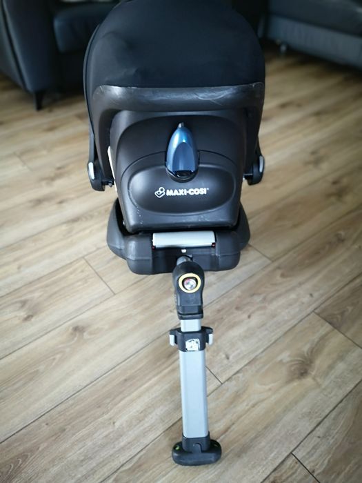 Sprzedam bazę isofox plus nosidełko plus GRATIS