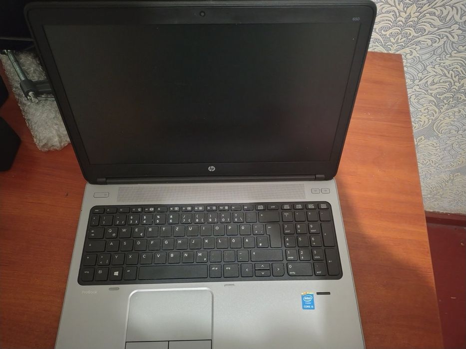 Продам ноутбук hp 650 G1 i5-4210/8gb/128 gb SSD/dvd-rw