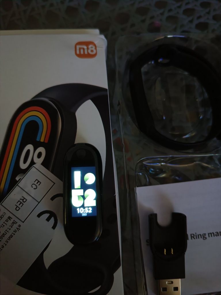 Nowy M8 Smartwatch Smartand, zegarek,opaska pomiar tlenu,pasek gratis.
