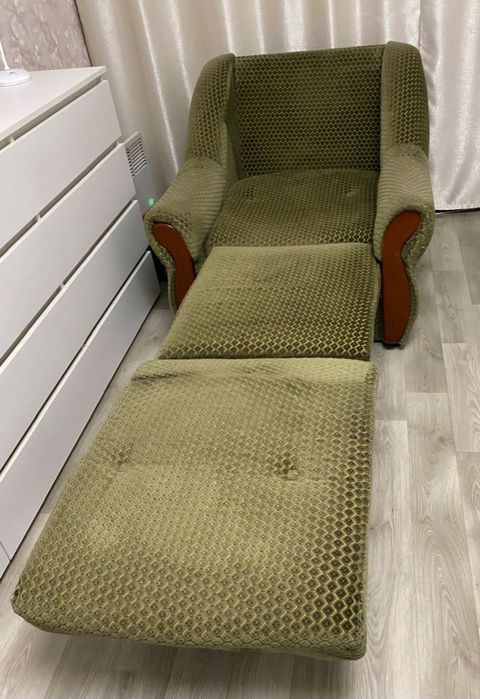 Продам крісло в гарному стані