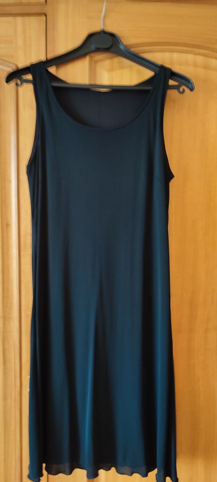 Vestido liso preto