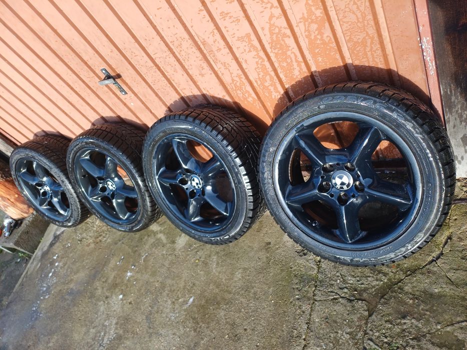 Felgi 17 z oponami zimowymi  5x120 BMW