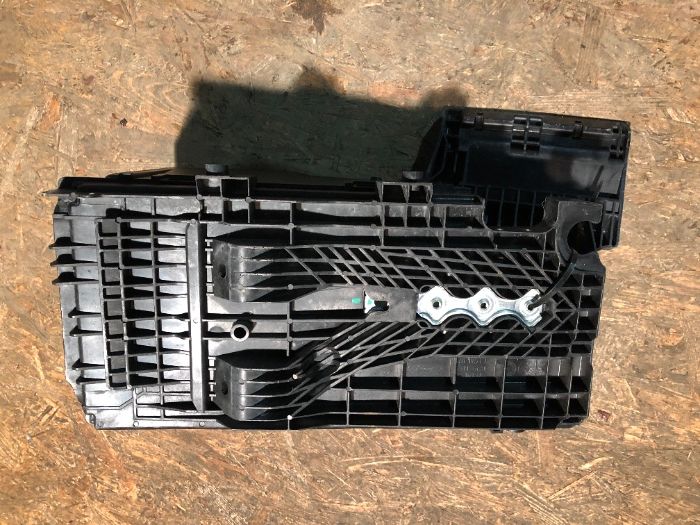 Obudowa Akumulatora Ford Mondeo MK4