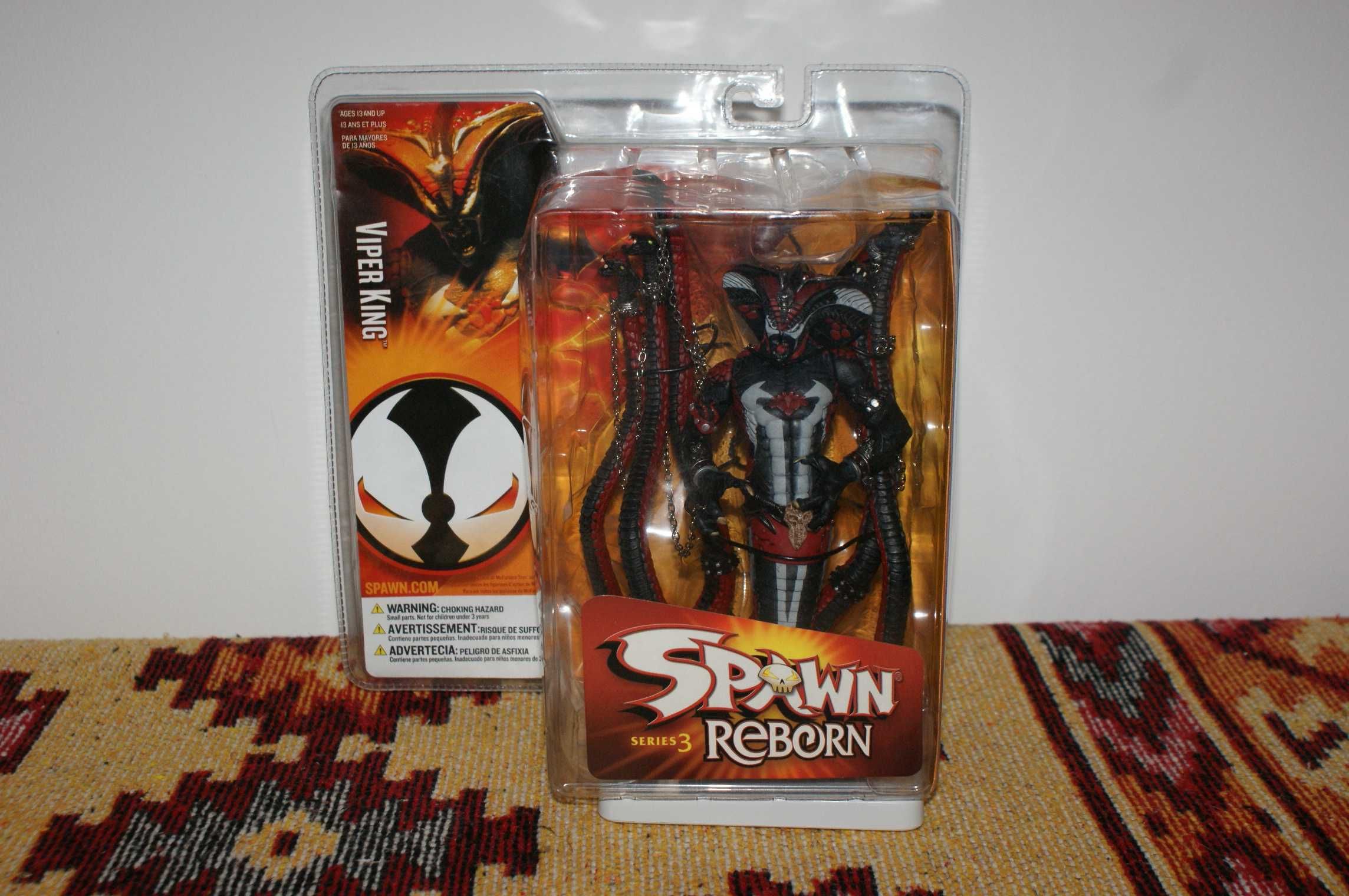 MacFarlane Toys várias figuras SPAWN e Alien vs Predator