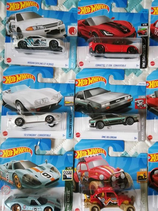 Hot wheels novos