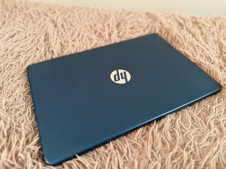 Ультрабук HP 15, core i3-1115G4, хороша батарея