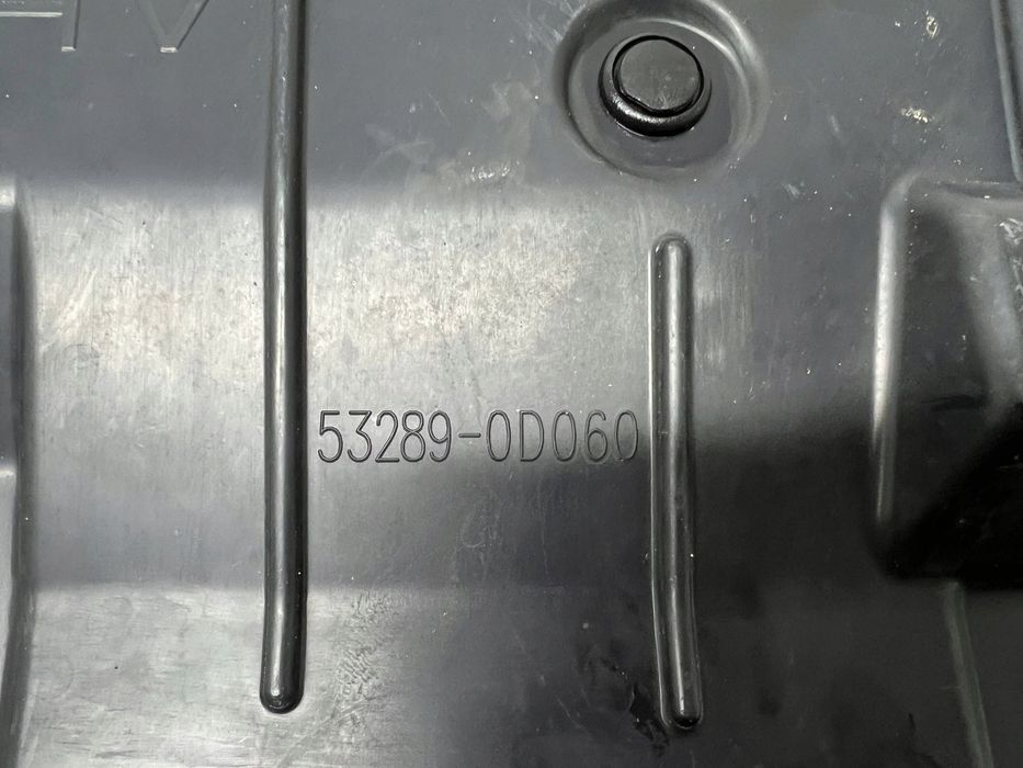 toyota yaris iii 3 przód osłona pod zderzak przedni absorber 53289-0