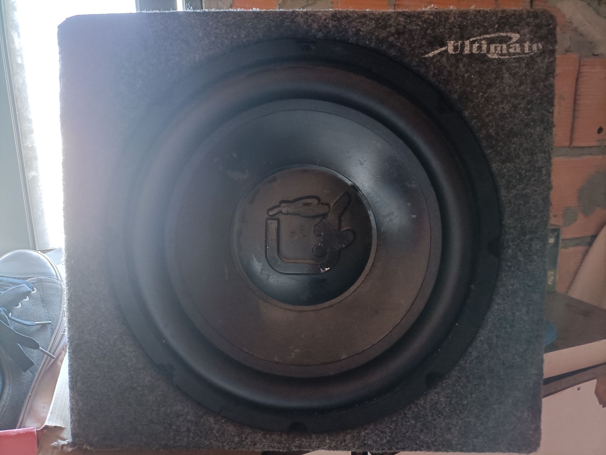 Subwoofer ultimate 800w + amplificador magnat 600 w como novo