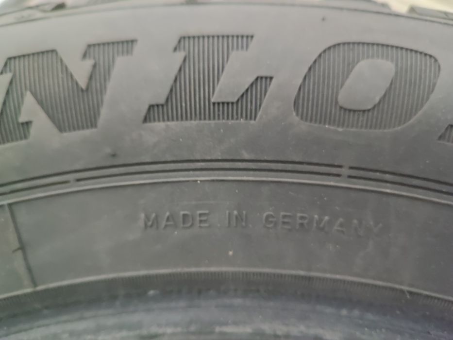 Резина зимняя Dunlop Ice Touch 215/65/R16 98T