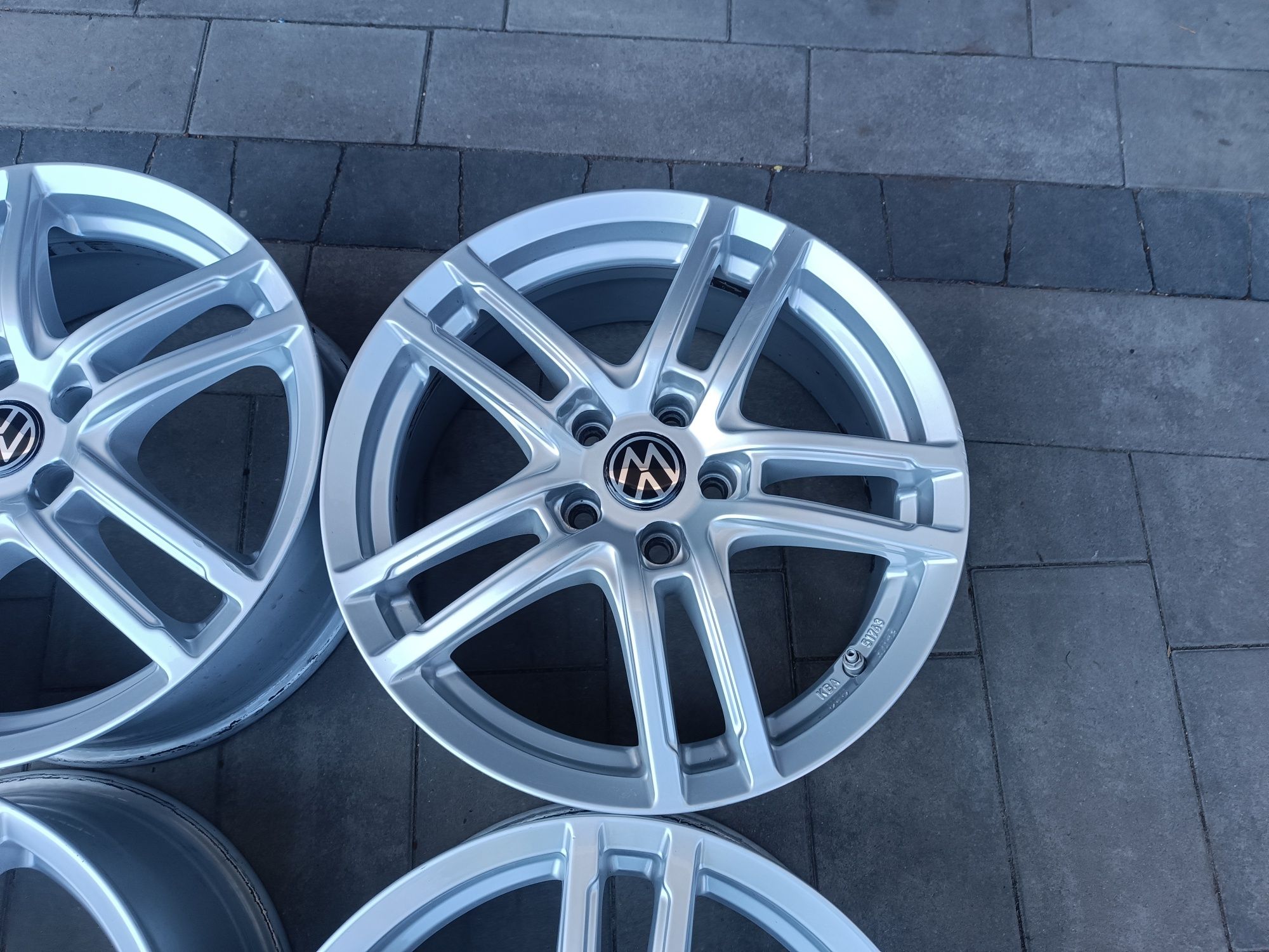17 Alufelgi 5x112 VW  Passat ,Tiguan, Audi A4 A5 BMW 3 G20
