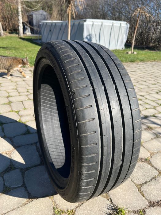 Opony FALKEN AZENIS 225/40R18 92Y