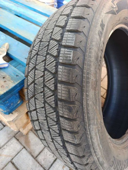 275/60 R20 Bridgestone blizzak DM-V3  шини бу зима