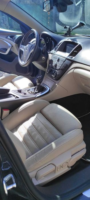 Sprzedam Opel Insignia Spo.Tourer 2.0 CDTI COSMO