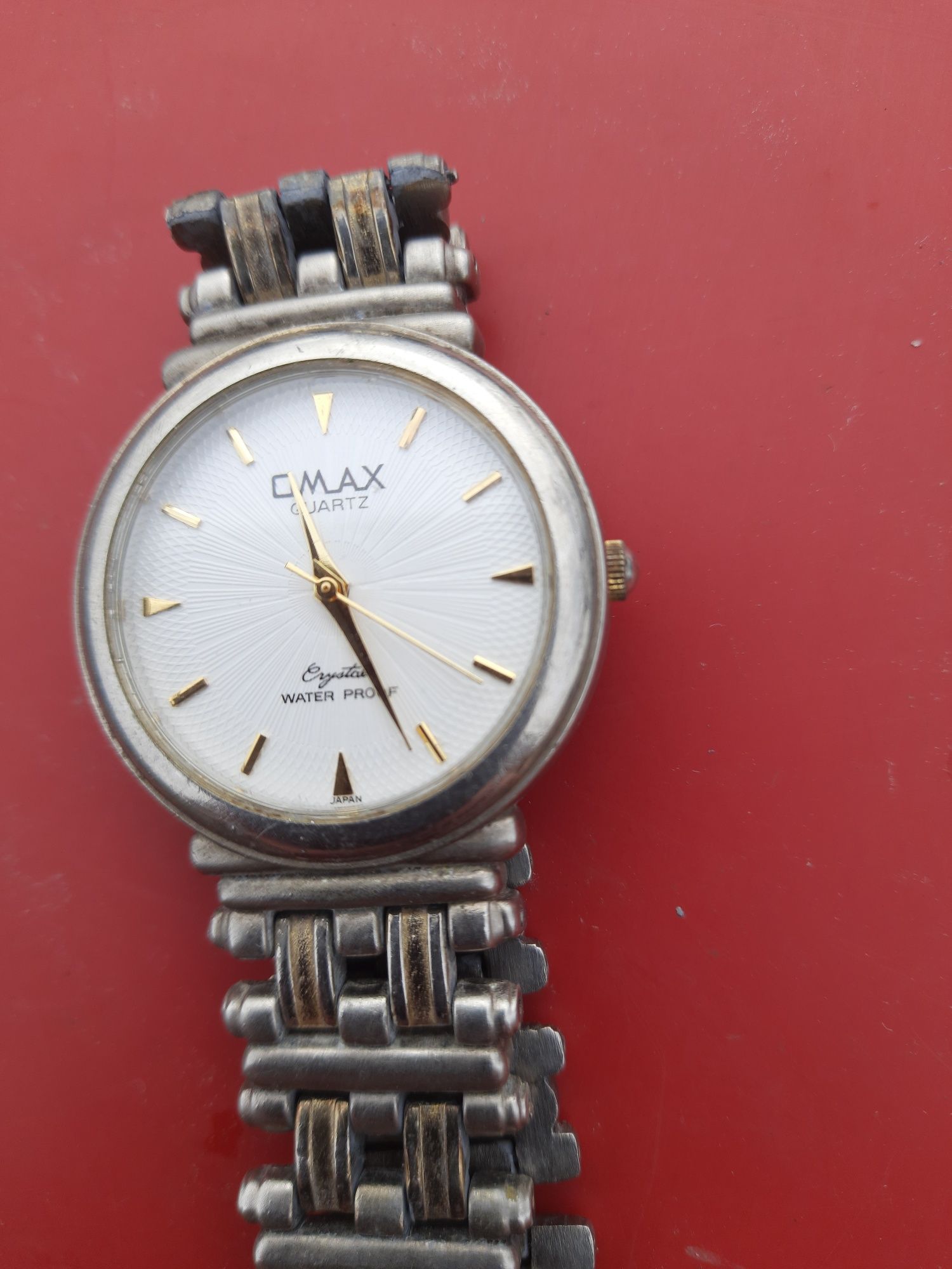 Продам японський годинник OMAX .