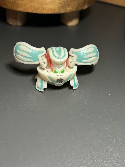 Bakugan Monarus pearl