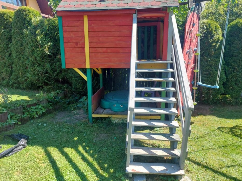 Domek drewniany dla dzieci