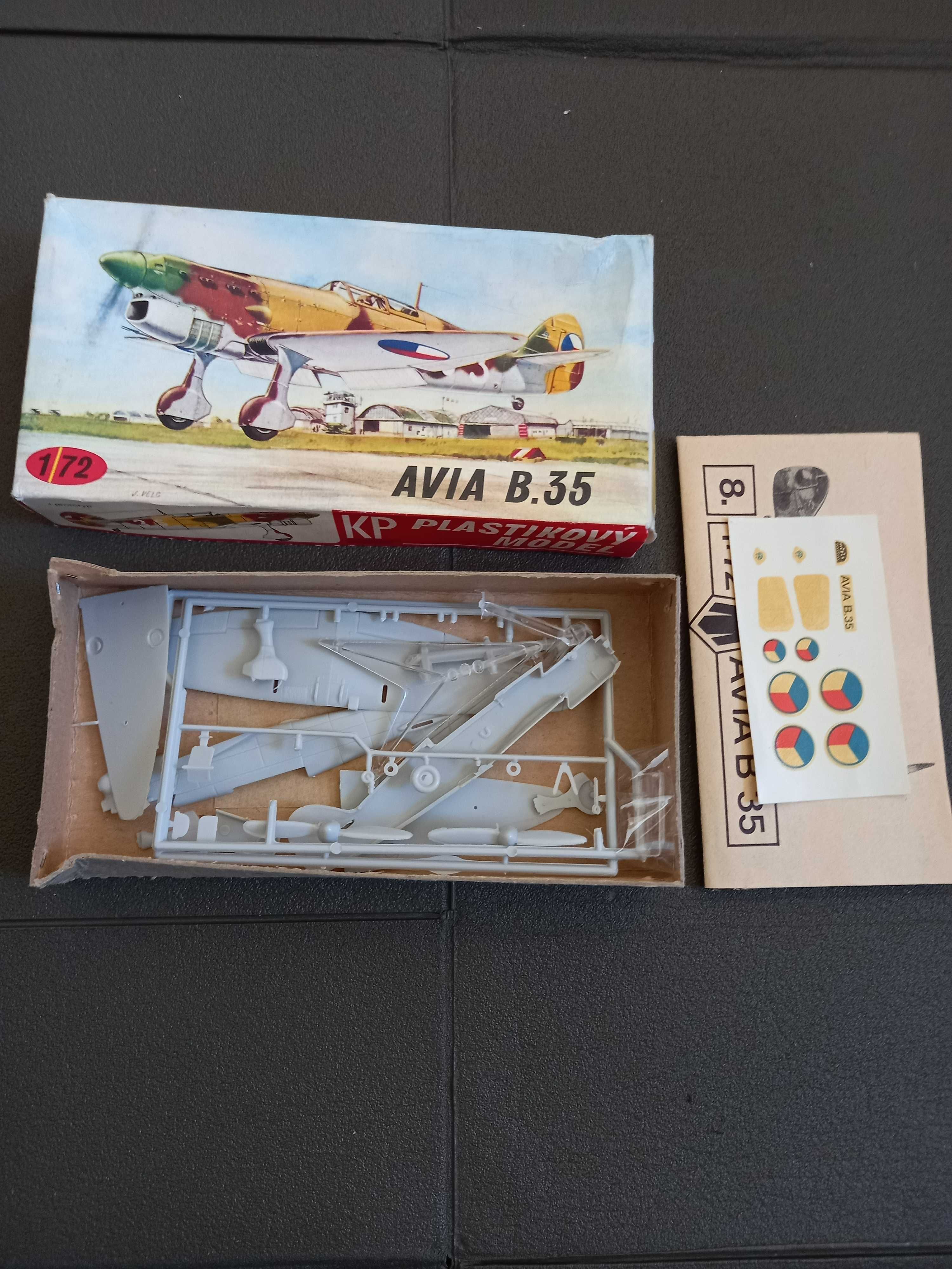 Model  samolotu  myśliwskiego Avia 1:72