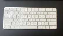 Apple Keyboard (White) + Mouse Satechi