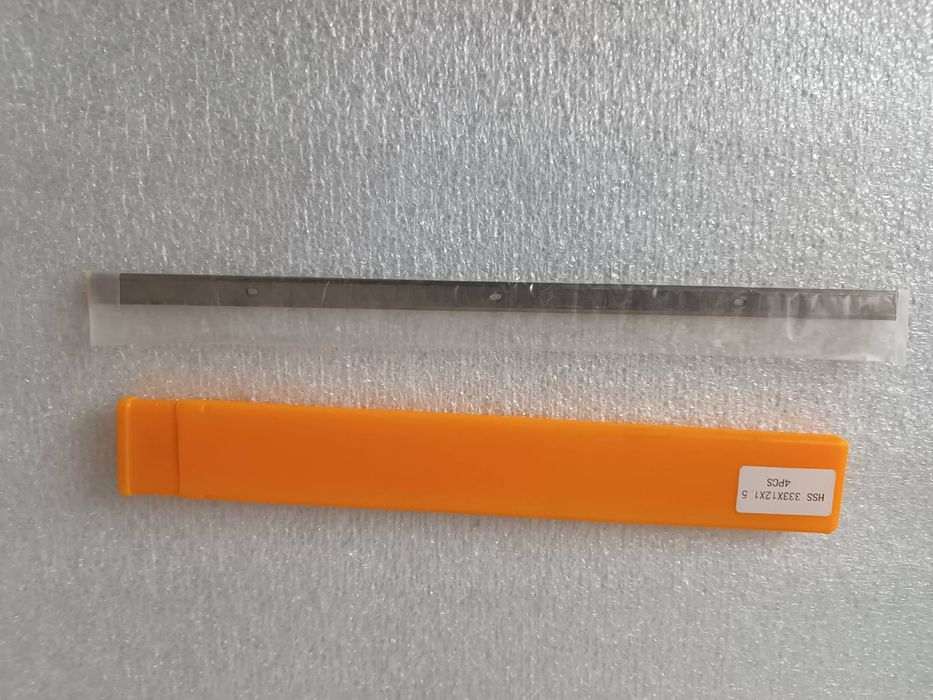 Ножи для рейсмуса. 330х12х1.5 мм.