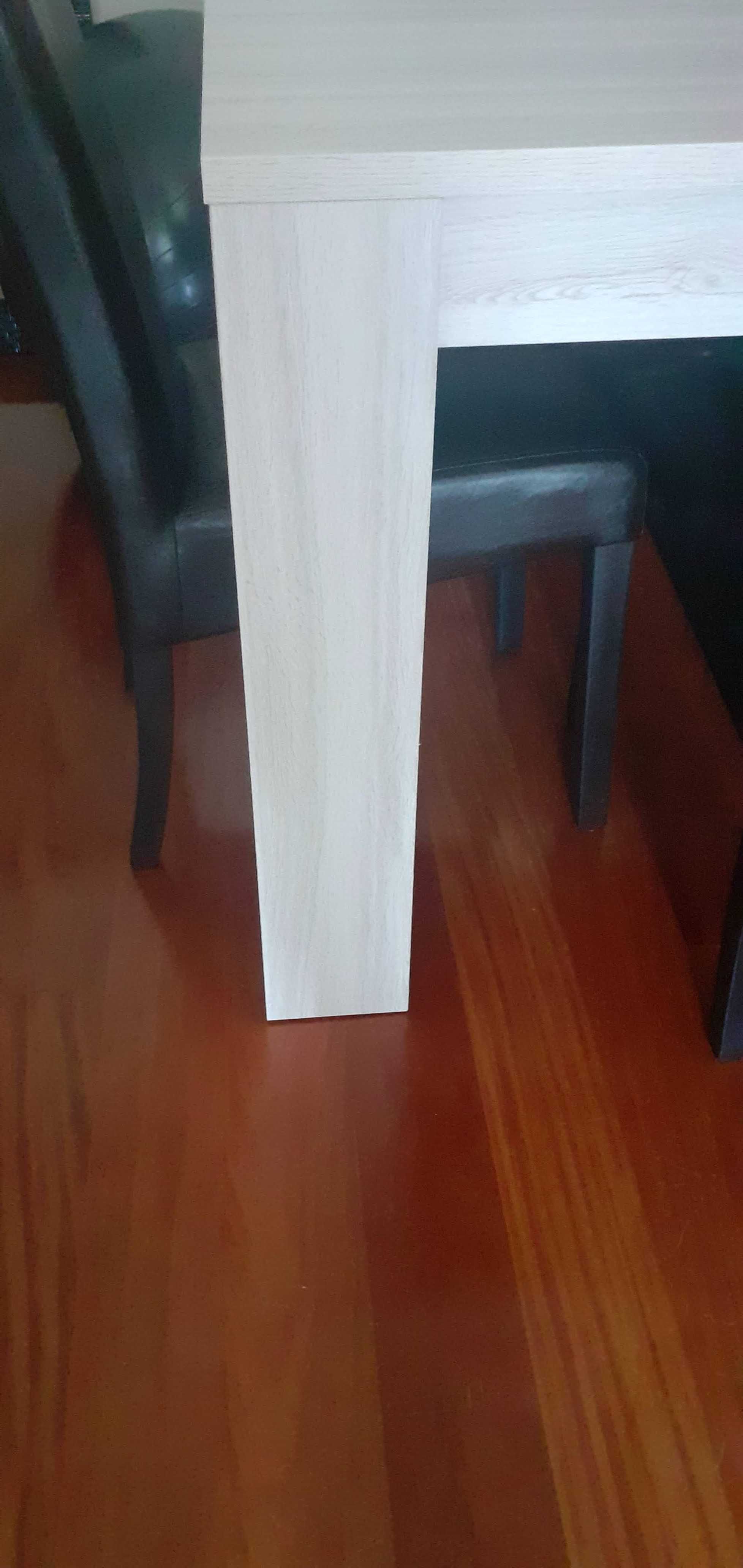 Mesa em Carvalho 6 lugares