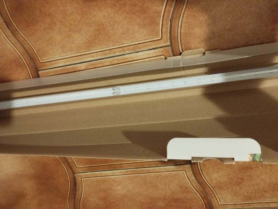 Luz Leddy Tube- Aquael (Novas)
