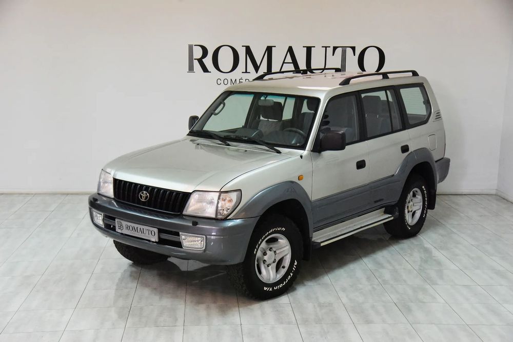 Toyota Land Cruiser 3.0 TD Pack 2