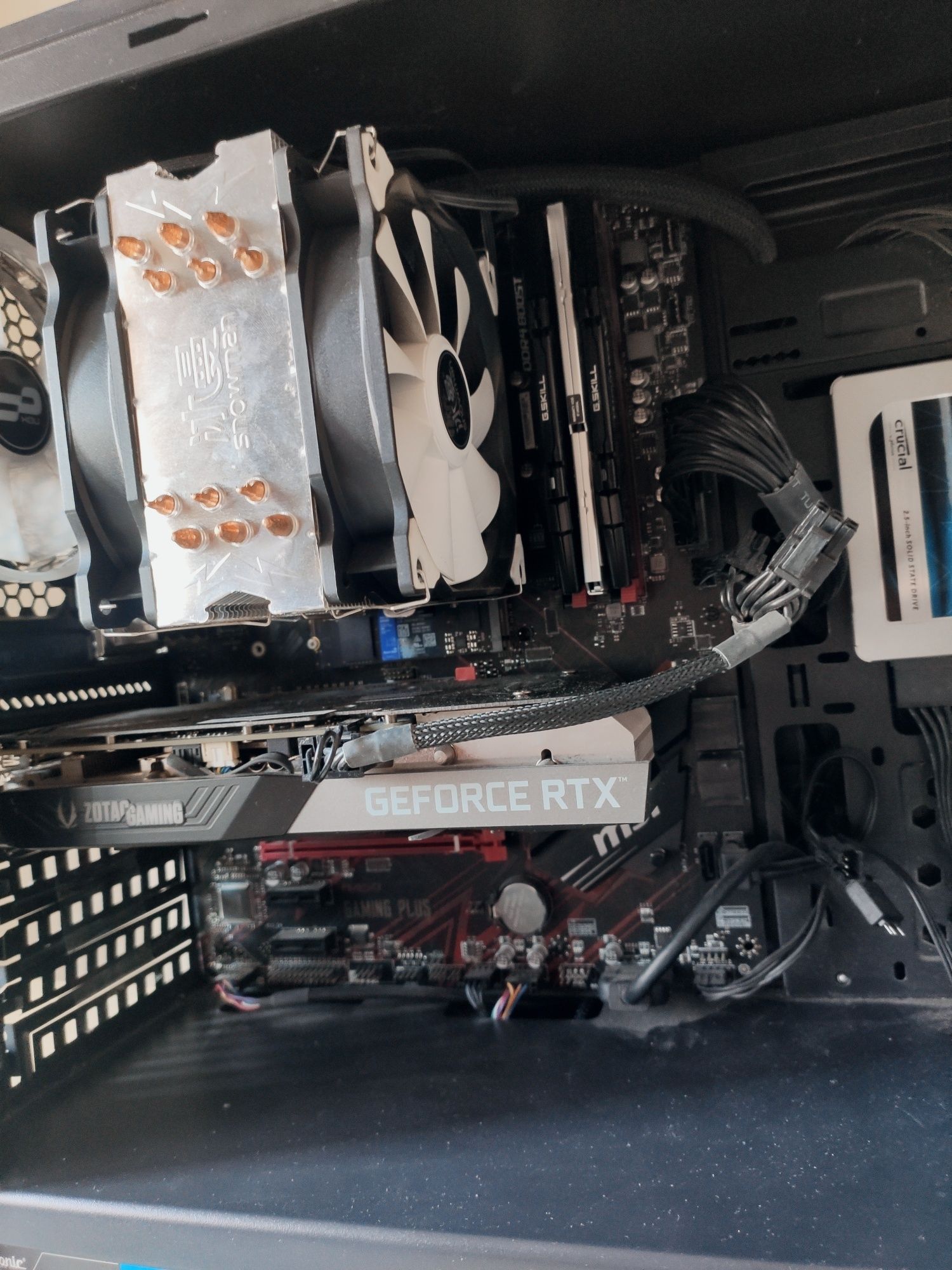 R5 3600, rtx 3060 12gb, 24gb RAM, ssd500gb