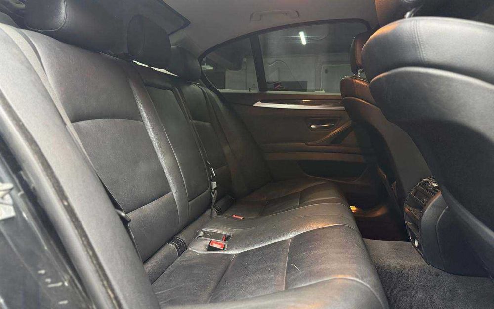 BMW 535 2012 року