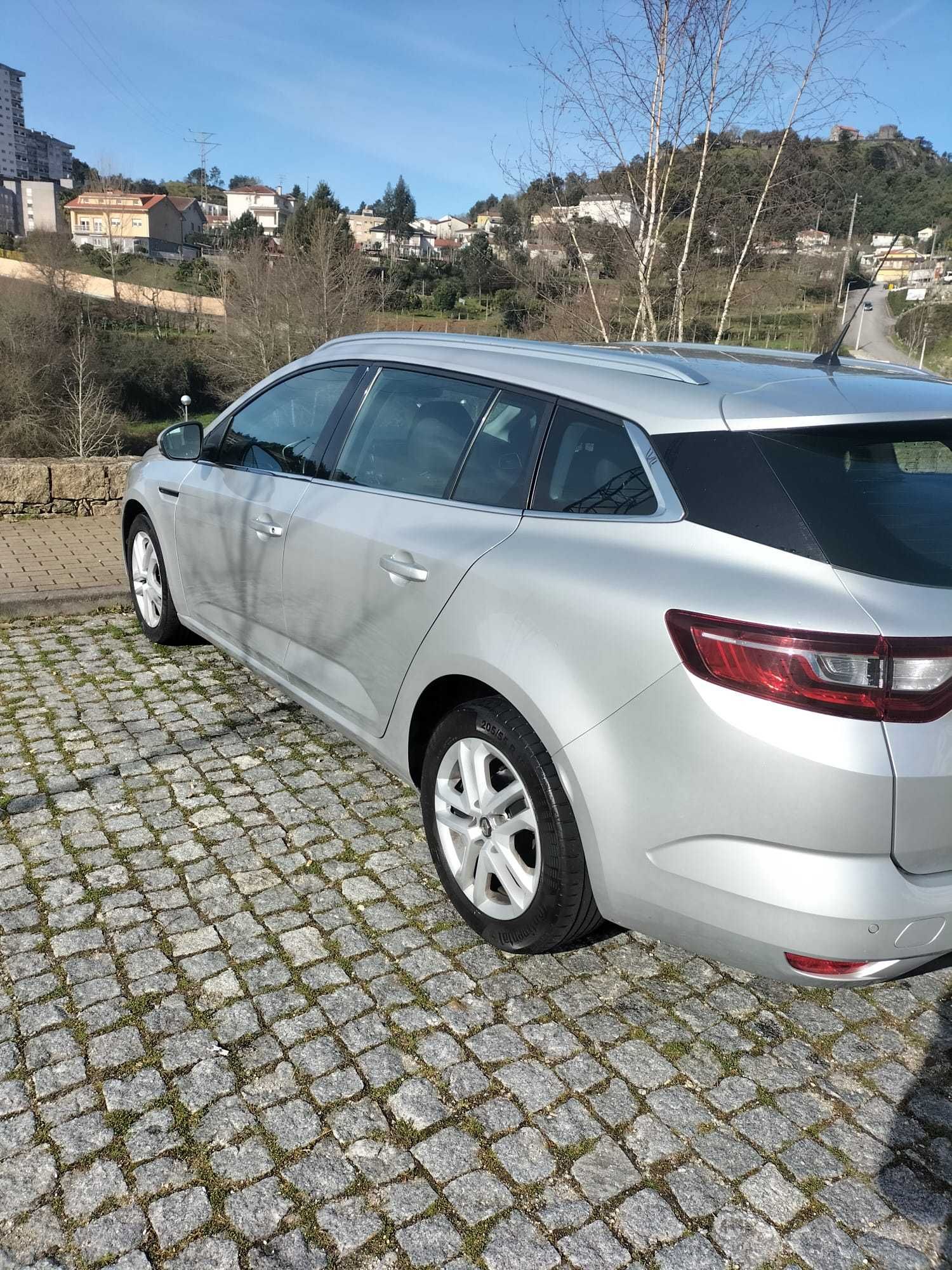 Renault Megane sport tourer
