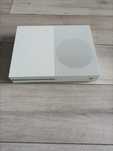 Xbox one s 500gb + jeden pad