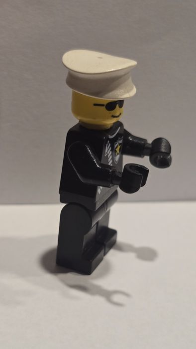 Minifigurka lego classic Town policjant