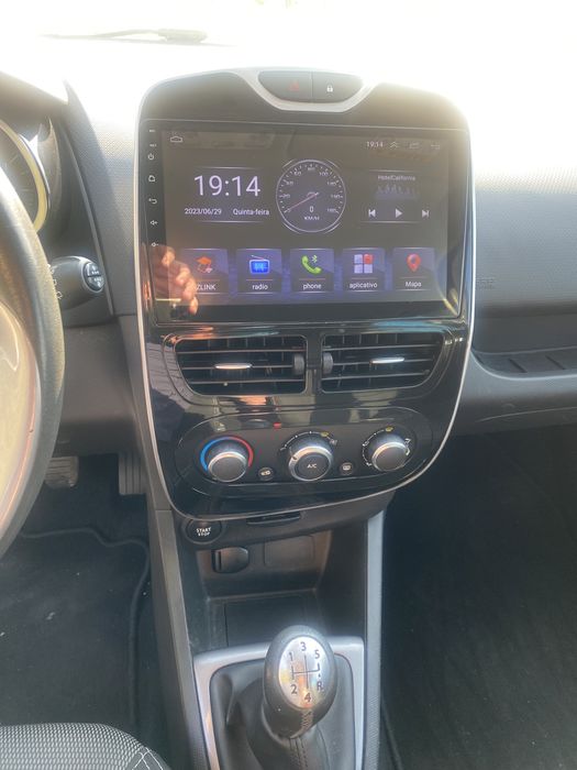 Renault Clio TCE Sport Tourer 2015