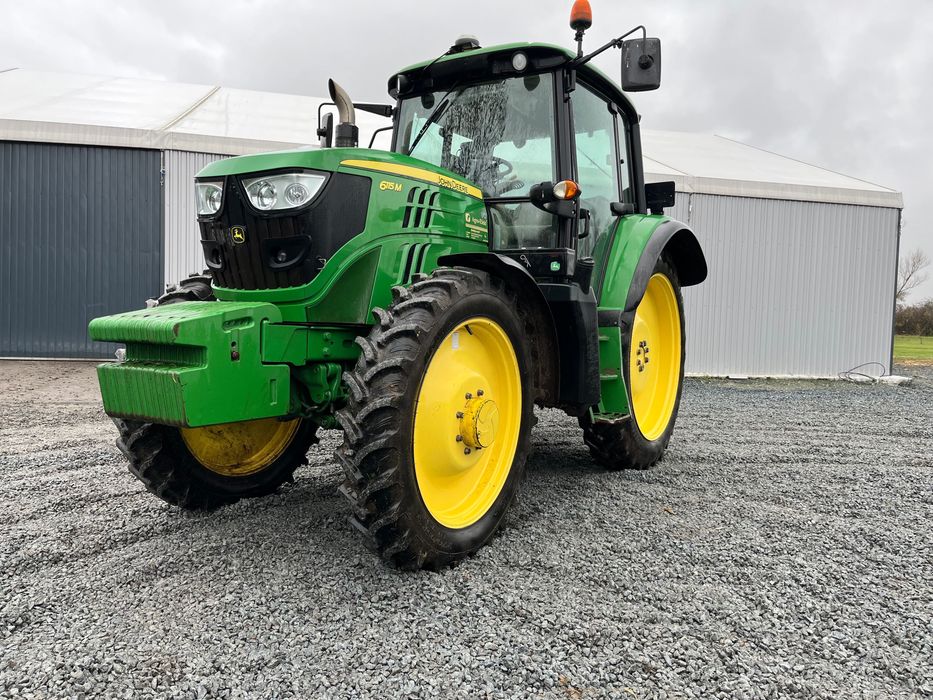 John deere 6115M