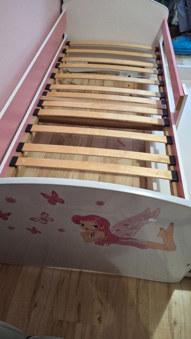 Łóżko dziewczęce