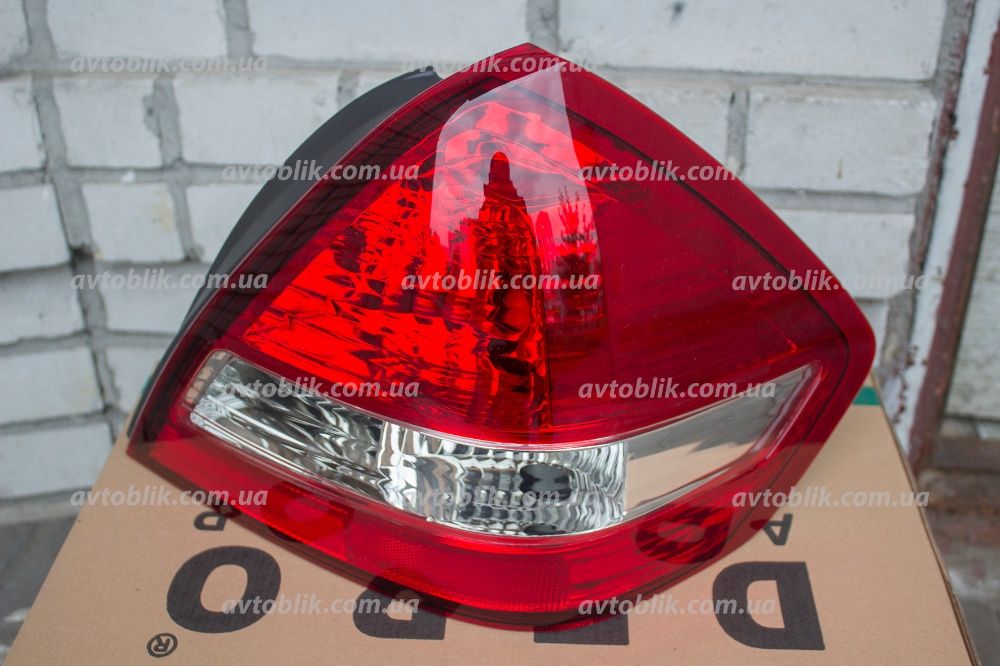 Задний фонарь Altima, Almera, Tiida, Qashqai, X-Trail/Rogue, Sentra