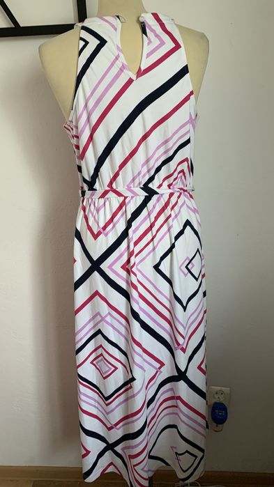 Sukienka letnia r. 38/40/42 wiazana w pasie NOWA