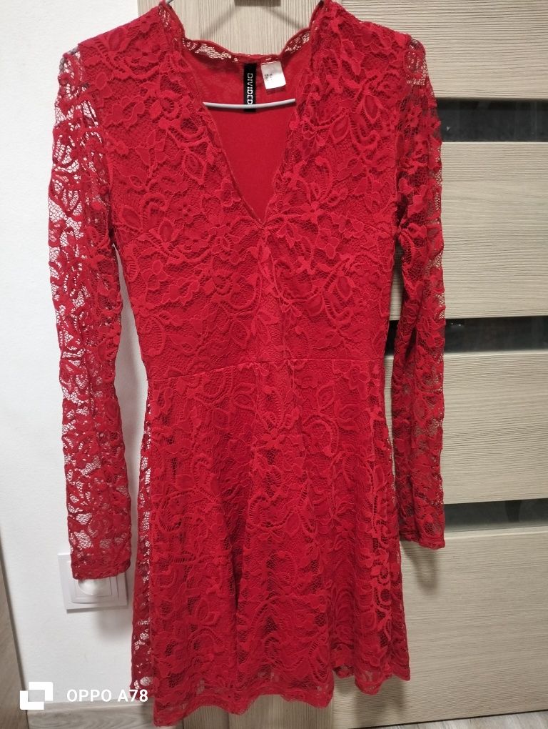 Sukienka czerwona S
