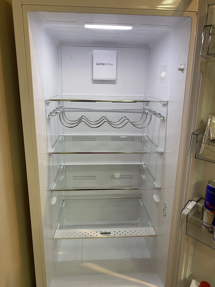 Холодильник SHARP Габарити (ВхШхГ) 180 х 54 х 59.5 см