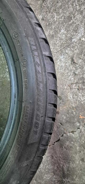 2szt opony zimowe Bridgestone _ 225/45/18