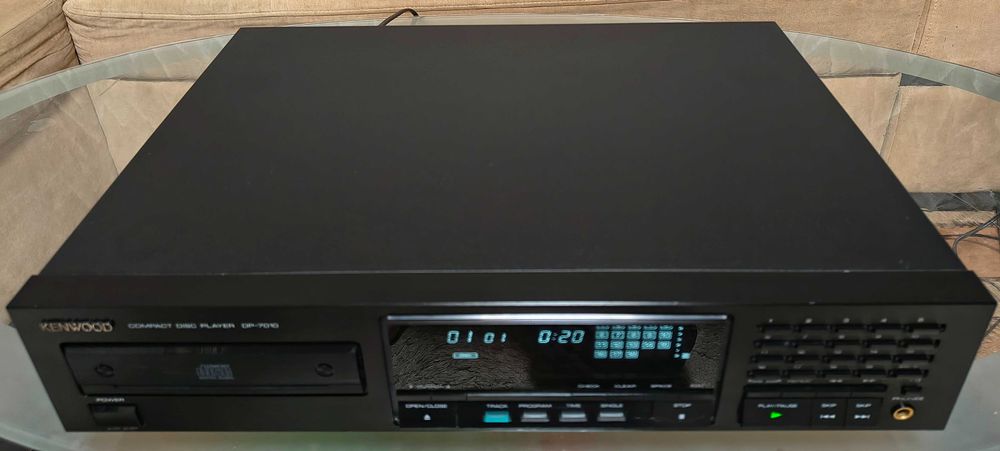 CD плеер Kenwood DP-7010 /KSS-150A/ made in Japan