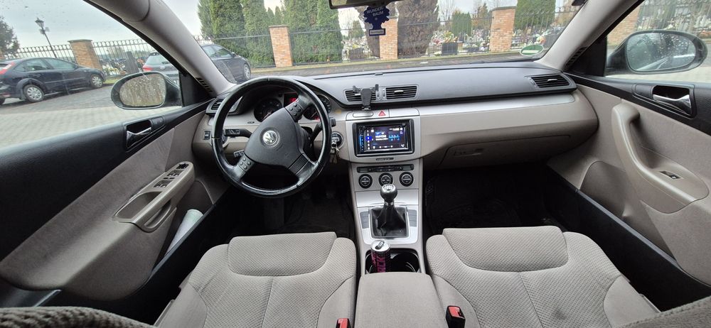 Volkswagen Passat b6 2.0 TDI 140 KM