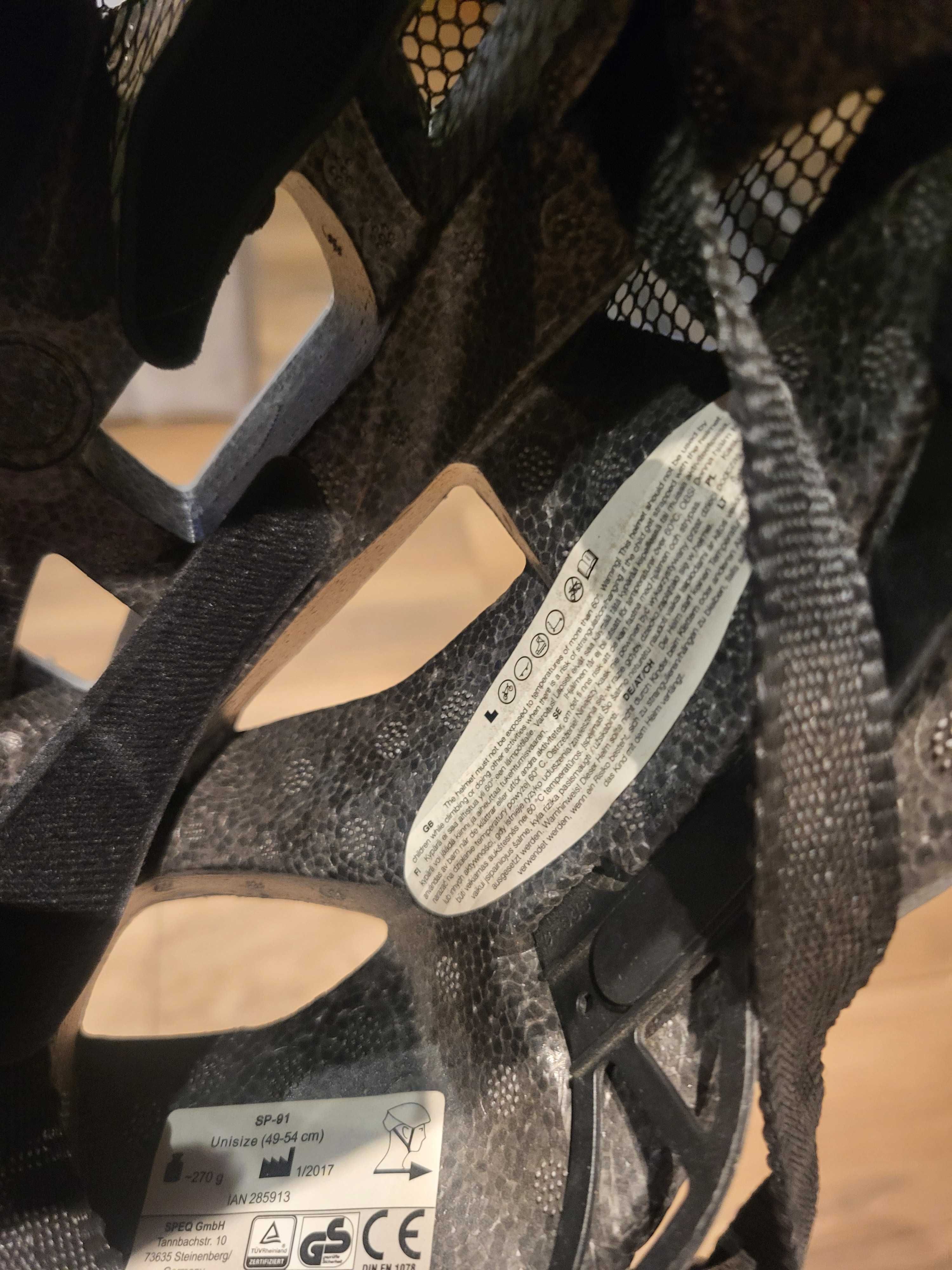 Kask rowerowy chłopięcy regulowany z lampką 49-54