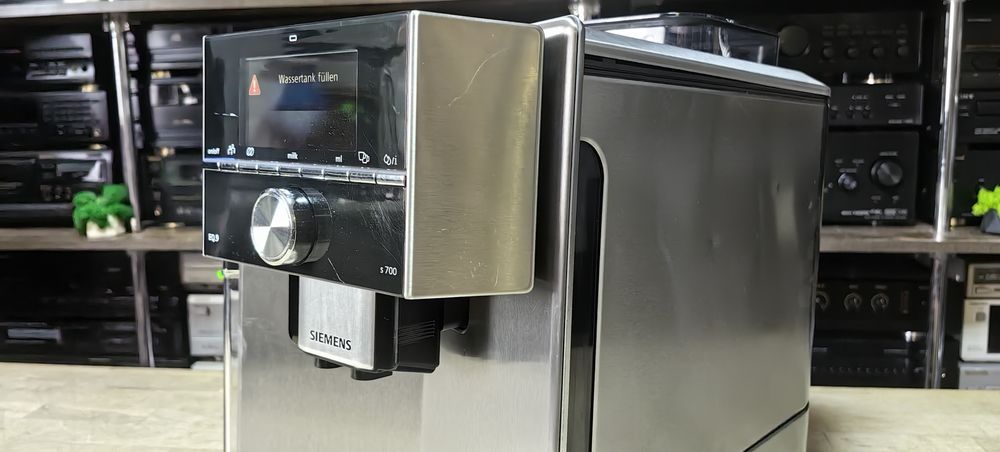Кавова машина Siemens EQ.9 S700