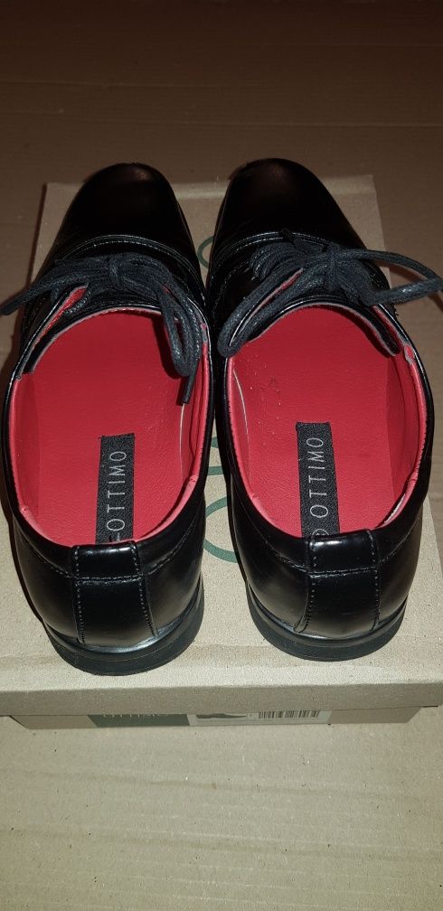 Buty na komunię, wesele itp, eleganckie czarne