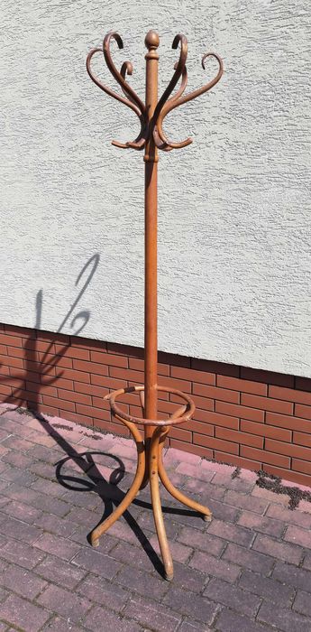 Wieszak stylowy dębowy deski ścienny wolnostojący gięty Fameg