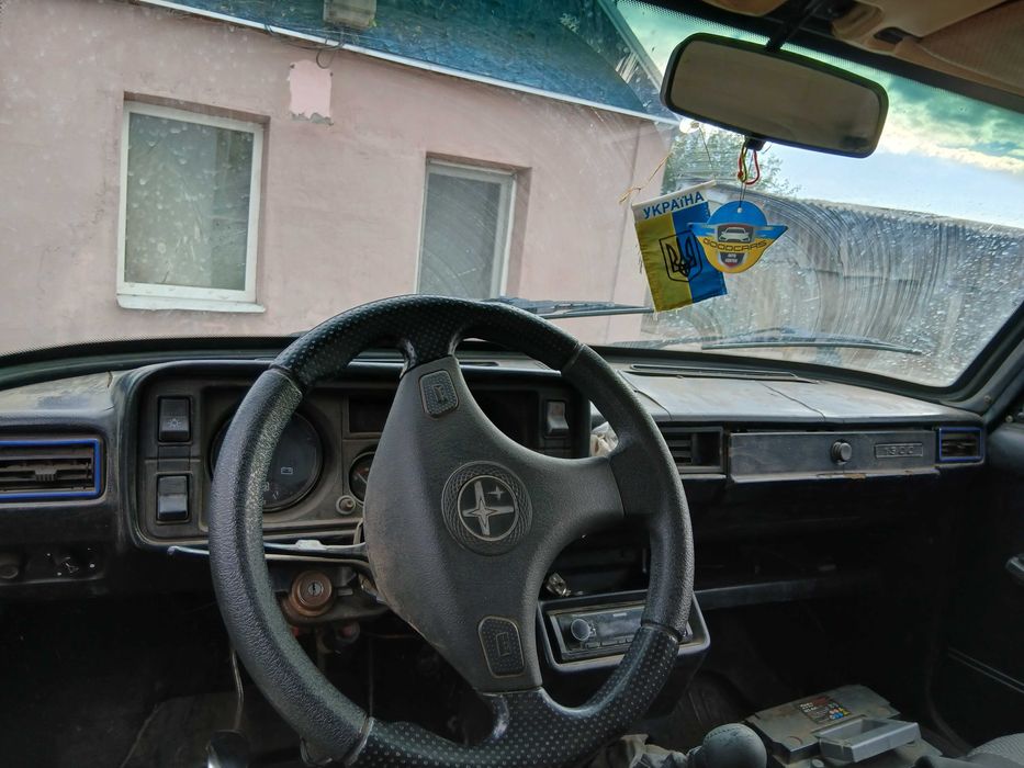 Продам Жигули 2105