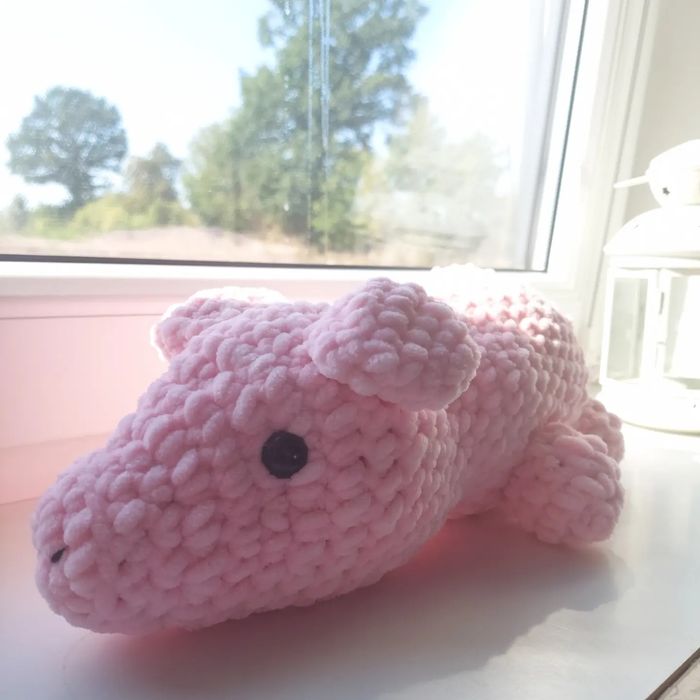 Różowa świnka na szydełku amigurumi pluszak