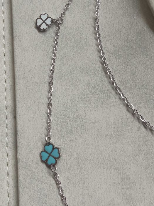 Nowy długi naszyjnik łańcuszek z koniczynkami z sercami 80 cm 85 cm